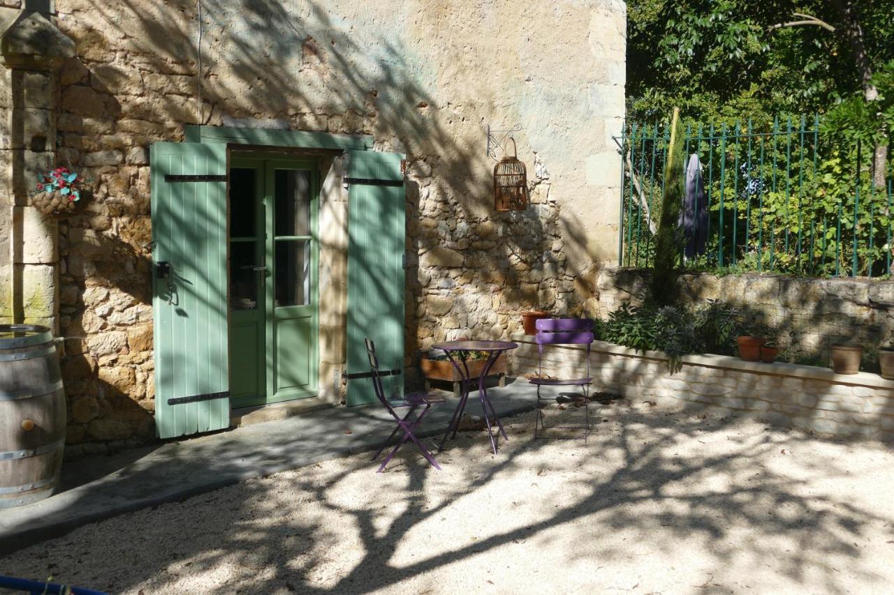 1 Rue Pasquet - 2 Double Rooms In The Main House Beaumont-du-Périgord Dış mekan fotoğraf