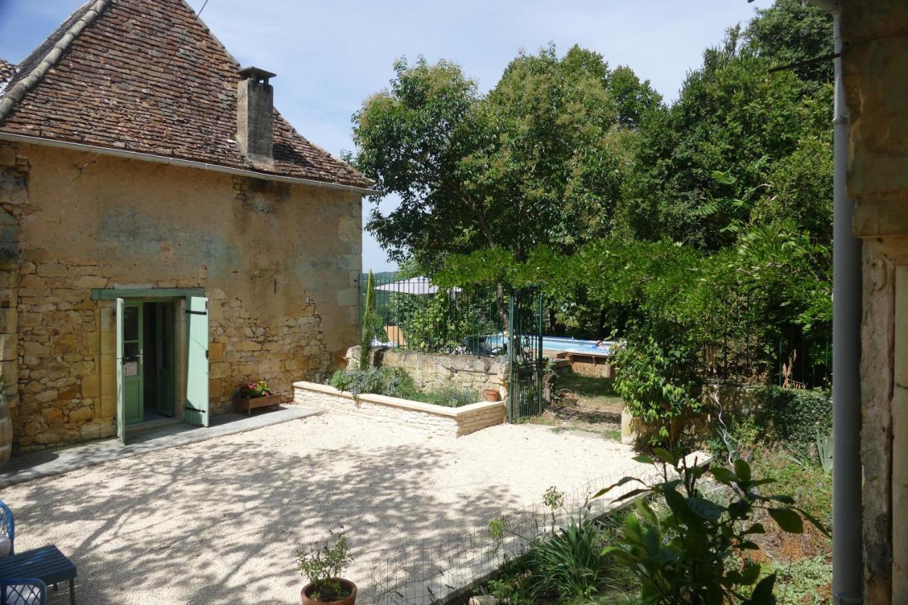 1 Rue Pasquet - 2 Double Rooms In The Main House Beaumont-du-Périgord Dış mekan fotoğraf